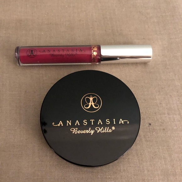 Anastasia Beverly Hills Other - Bundle Anastasia bronzer and lipgloss